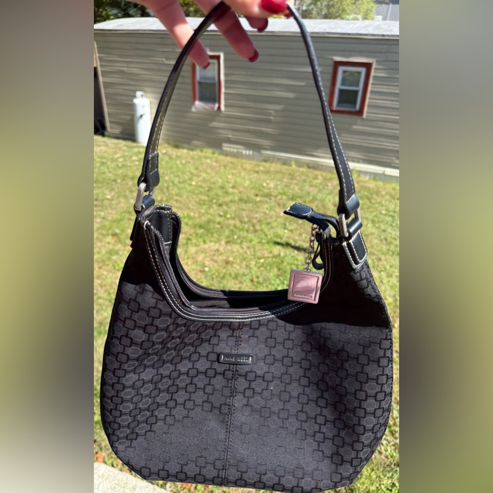 Nine West Elegant Black Handbag